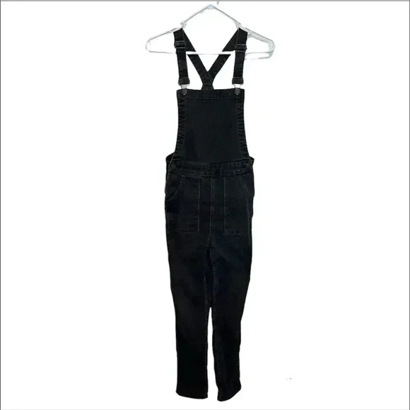 Madewell Denim Cross-Back Overalls - Picture 6 of 7